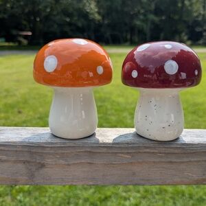 Mini Mushroom Salt and Pepper Shakers Retro Groovy MCM Style 3.5" X 3" Wide